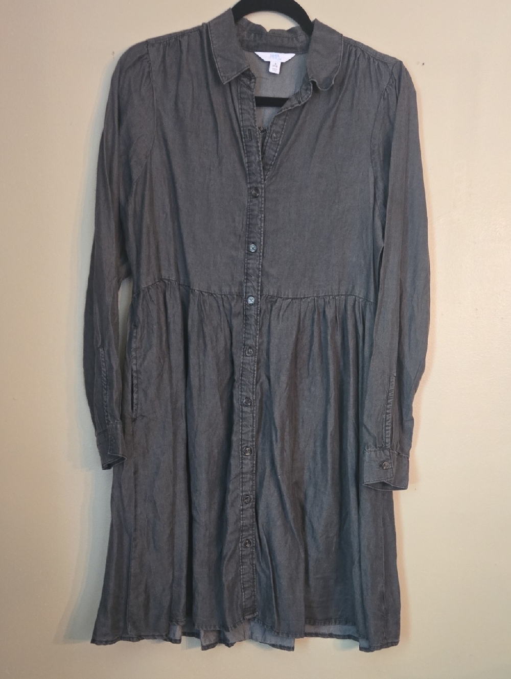 Time and Tru Charcoal Button-Up Dress